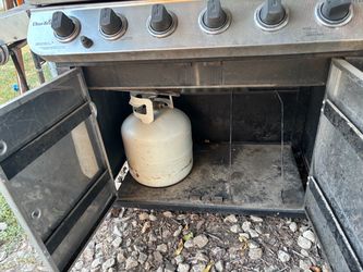 Propane grill
