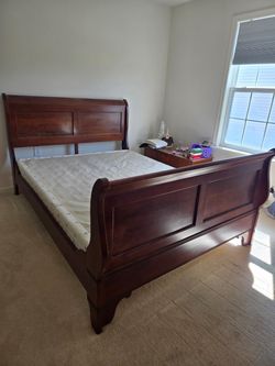 Kincaid Chateau Royale Classic Louis Phillip 6 Piece Bedroom Set - Queen