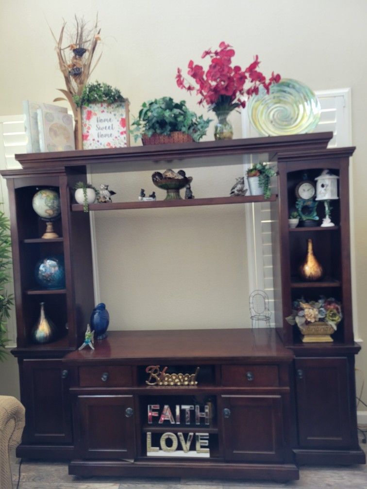 Entertainment Center