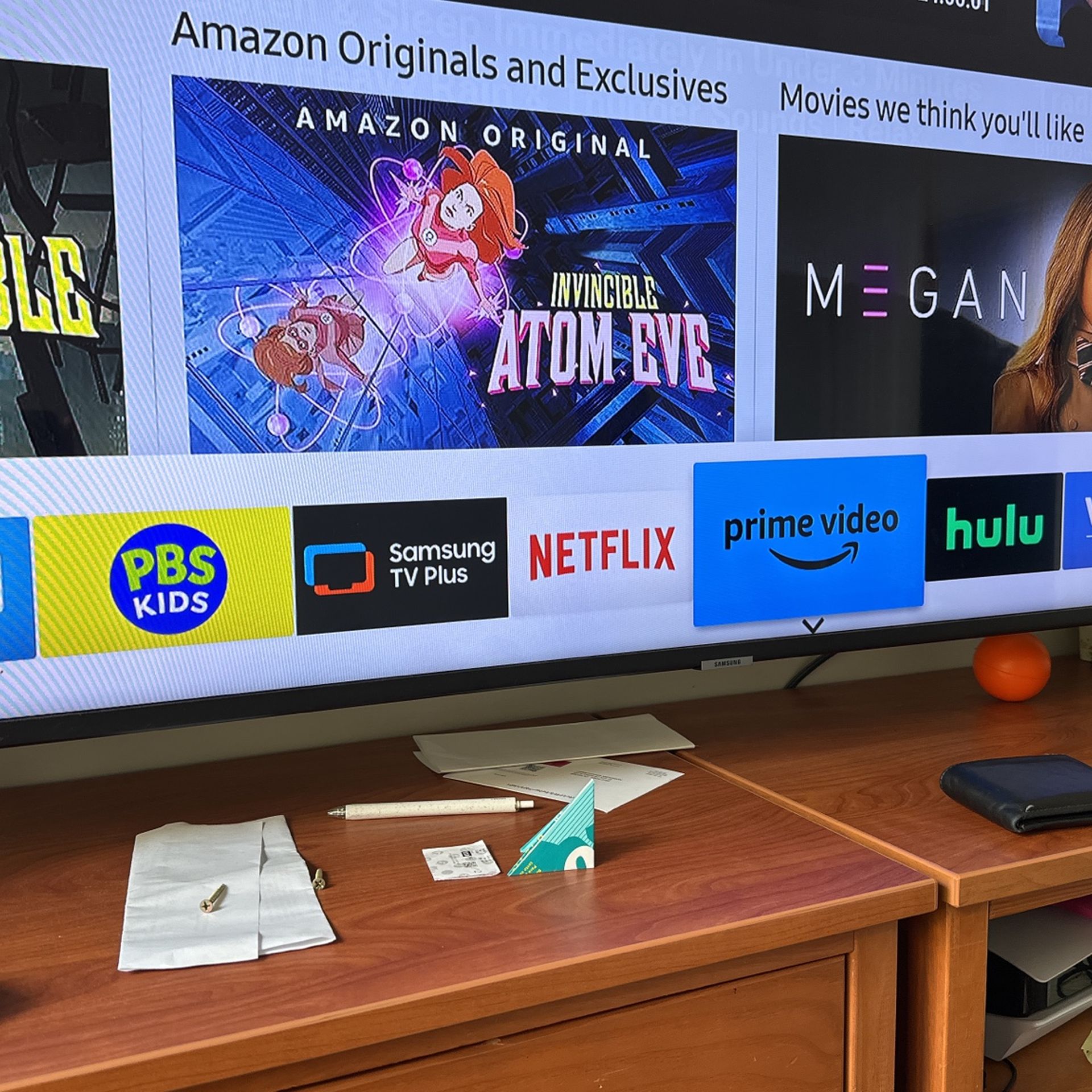 Samsung 75" Class 4K UHD 2160p LED Smart TV with HDR UN75NU6900