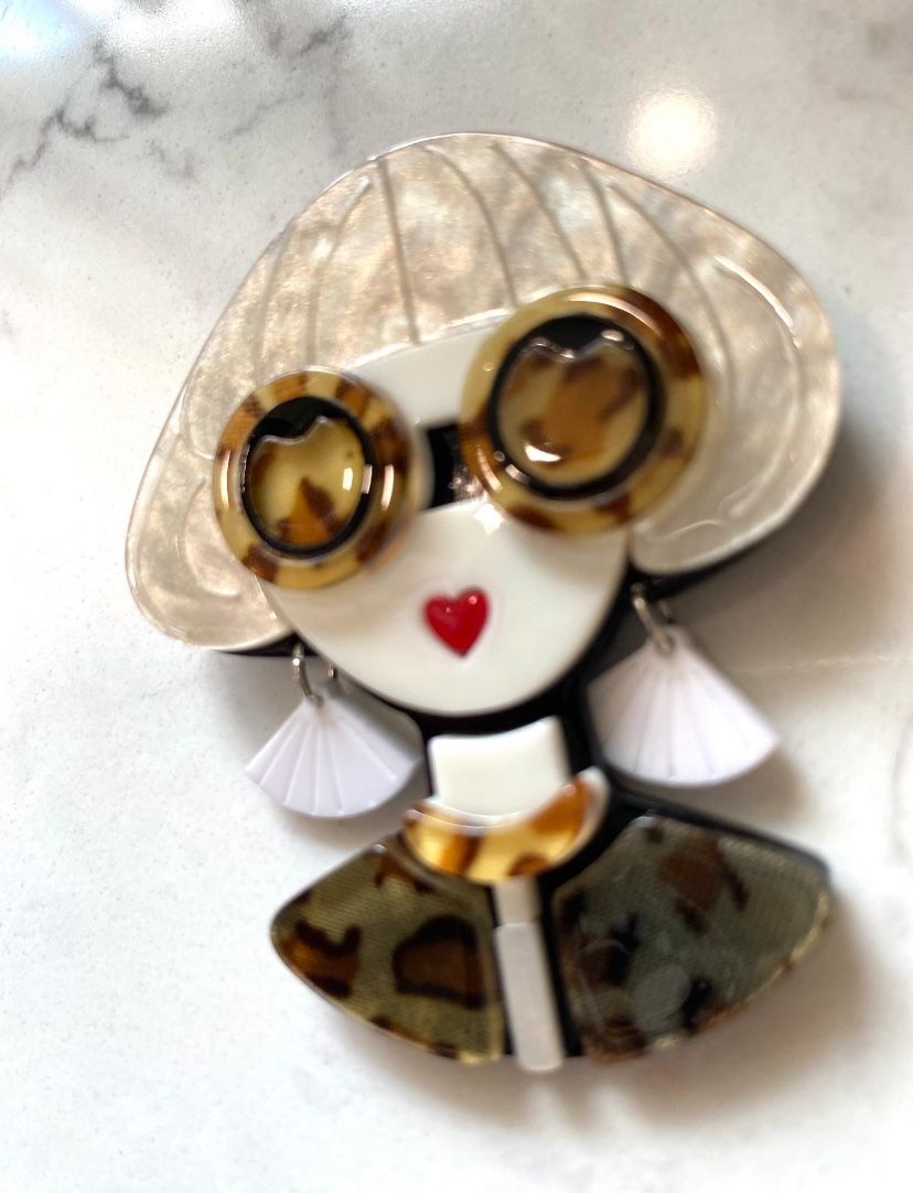 Cutest Vintage Style Brooch / Lapel Pin Fashion Fun - New Made in Thick Acrylic Material - Leopard