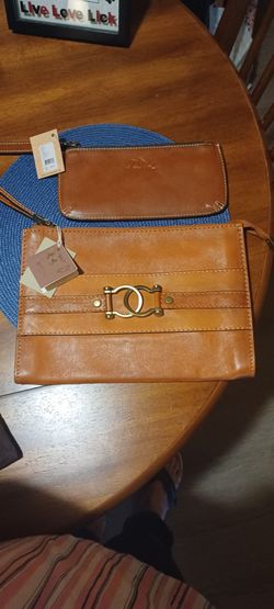 Protesi clutch and wallet