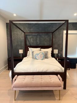 Bedroom set
