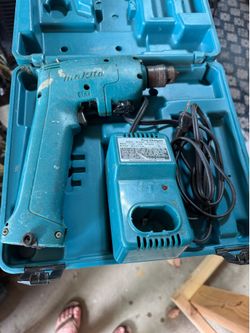 Mikita cordless drill