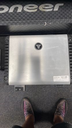 Car audio JL audio amp 750/1