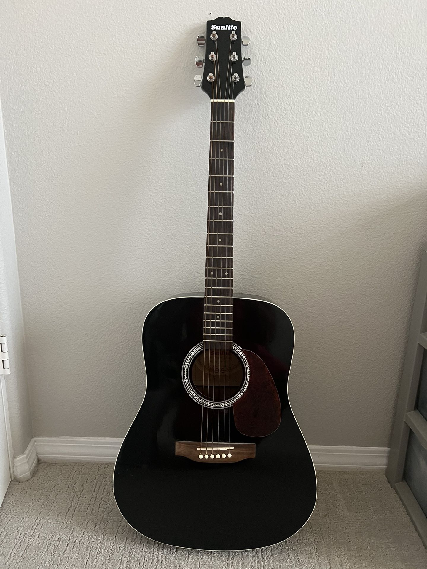 Sunlite Acoustic Guitar