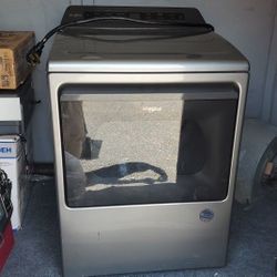 Whirlpool Electric Dryer - Smart Technology 'Like New  