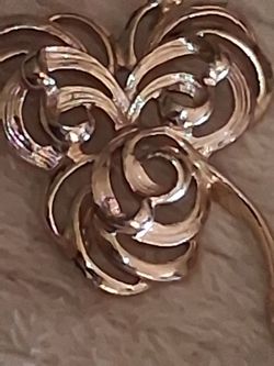 Gold-Tone Scrollwork Floral Brooch Pin