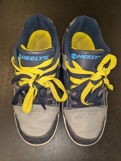 Heeleys Grays & Yellow Boy’s Kids Lace Up Shoes Size 7