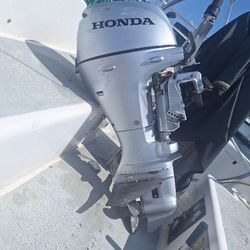 Honda 9.9 Outboard Motor 