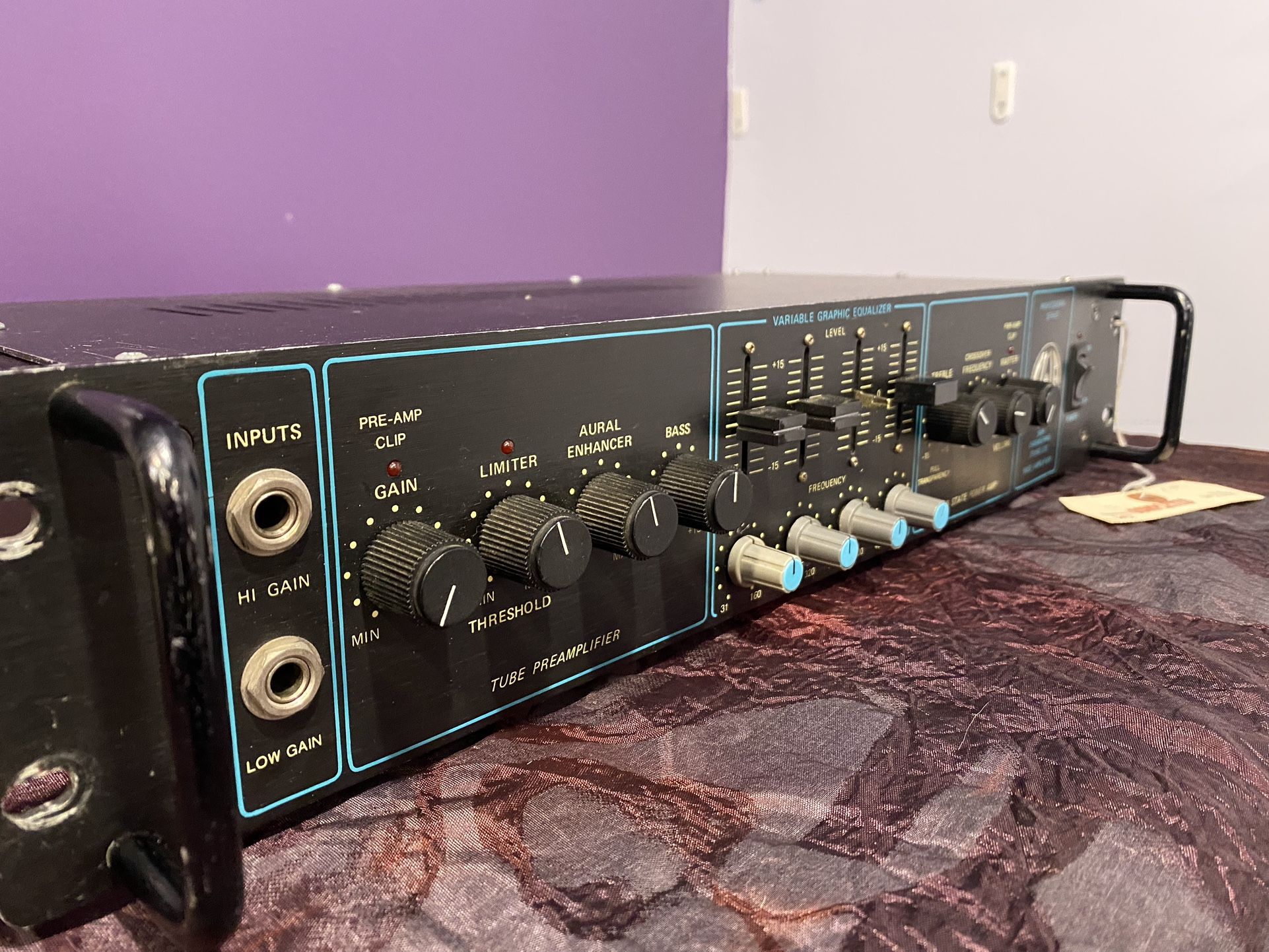 SWR Pro Series Studio 220 bass amp for Sale in Los Angeles, CA