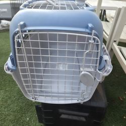 Small Pet Carrier With Front And Top Openings & Handle
