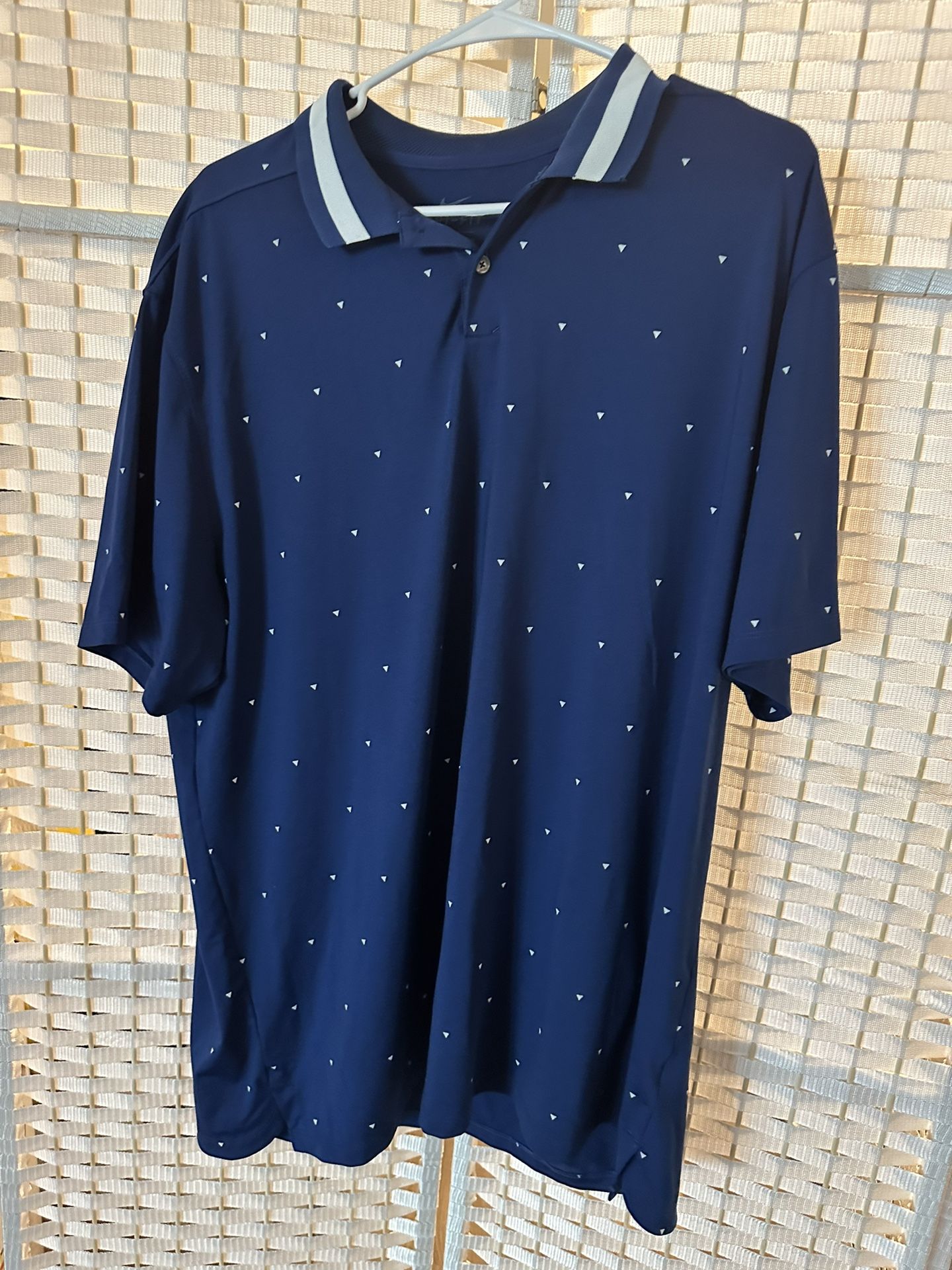 Nike Golf Shirt XL