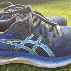 ASICS shoes unisex size 7 blue