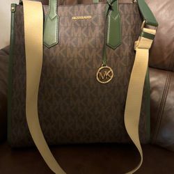 Michael Kors tote