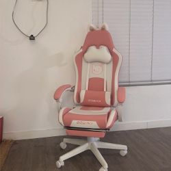 Cat Gamer Chair (like new)