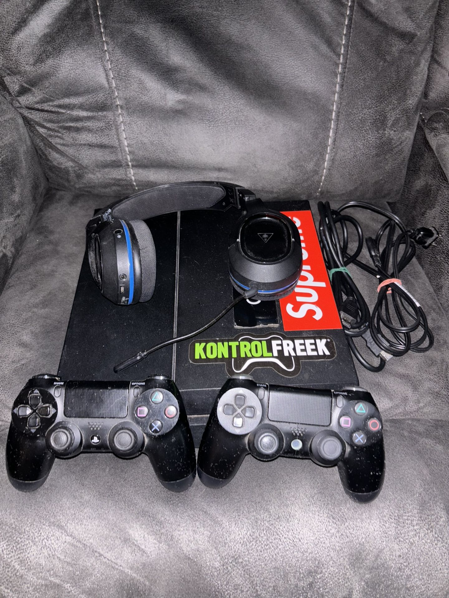 PS4 500 GB