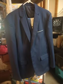 Tuxedo youth XXL/adult S or M