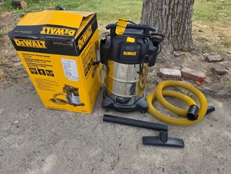 Dewalt Aspiradora de Acero Inoxidable Húmedo/seco de 8 Galones y 5 HP