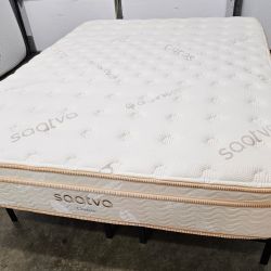 LIKE NEW! Saatva Classic Luxury-Firm Queen Mattress - Delivery Available