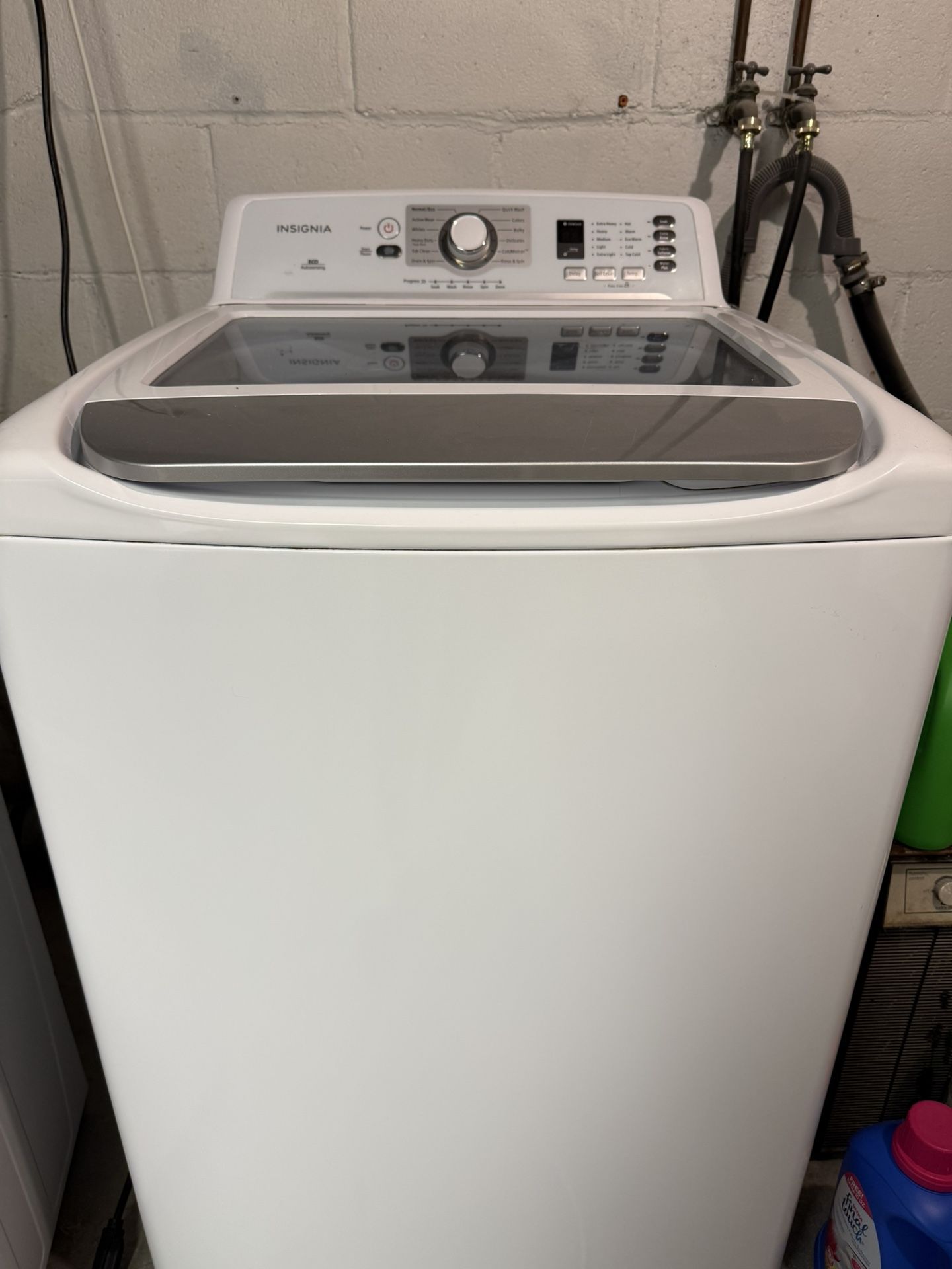 Insignia Washer & Dryer