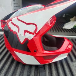  New FOX V1 Motocross Helmet
