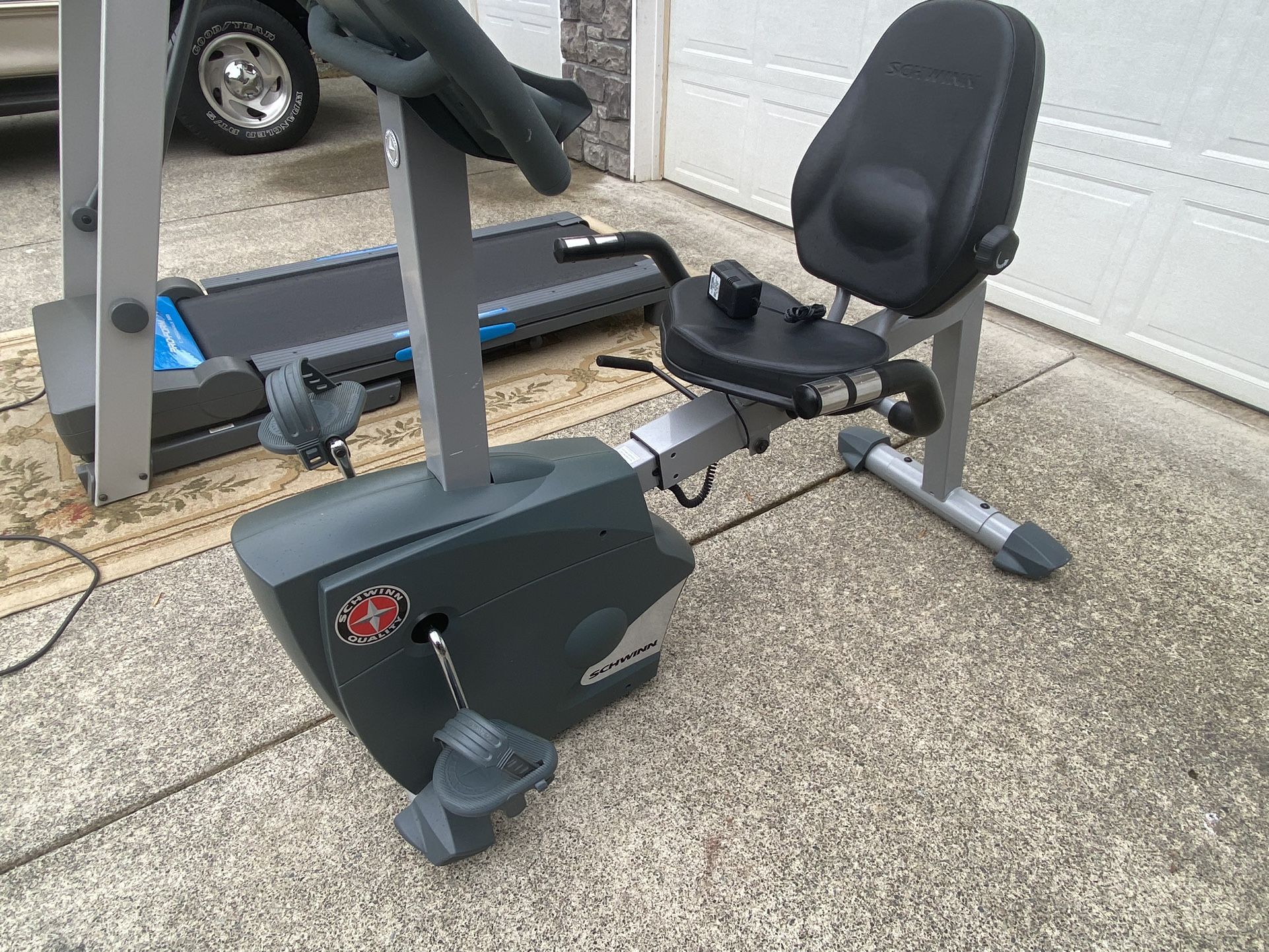 Schwinn Stationary Exercise Bike - Beautiful Working Condition 