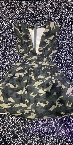 Camo dress green with tulle lining