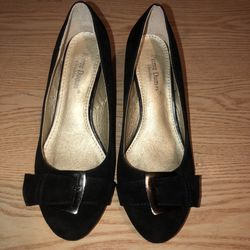 Pierre Dumas ‘Anthony’ size 7 black suede & patent heel wedge shoes with silver buckles