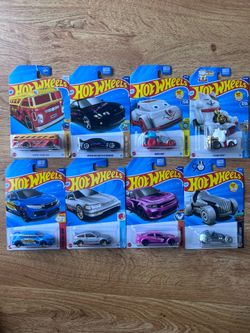 HOT WHEELS