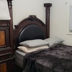 Queen Size Bedroom Furniture Set