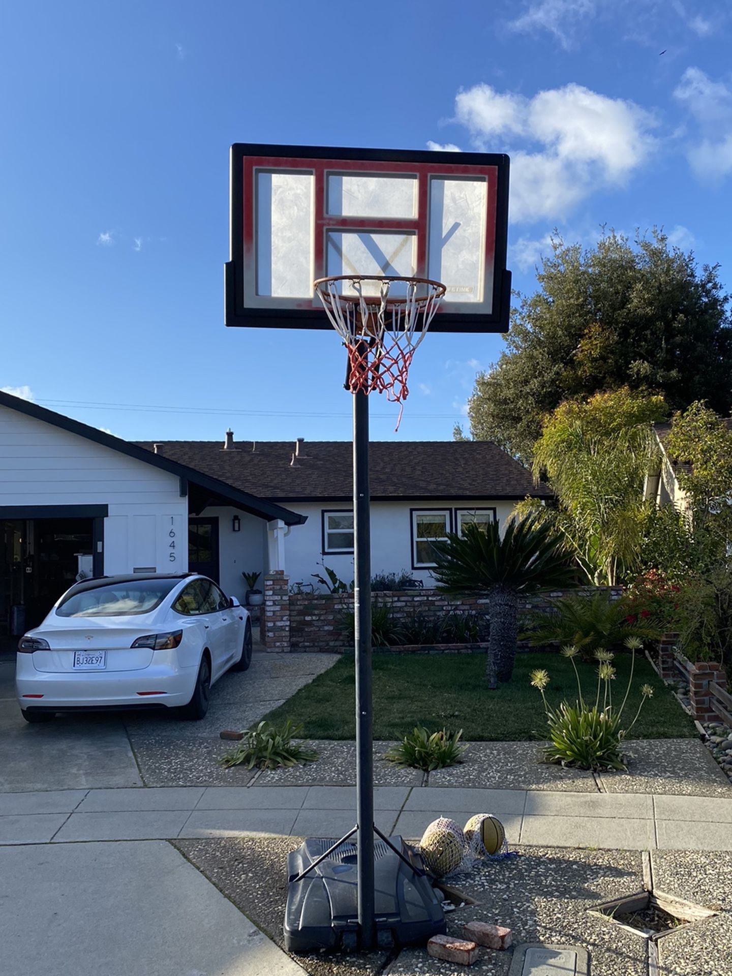 Adjustable Basketball Hoop