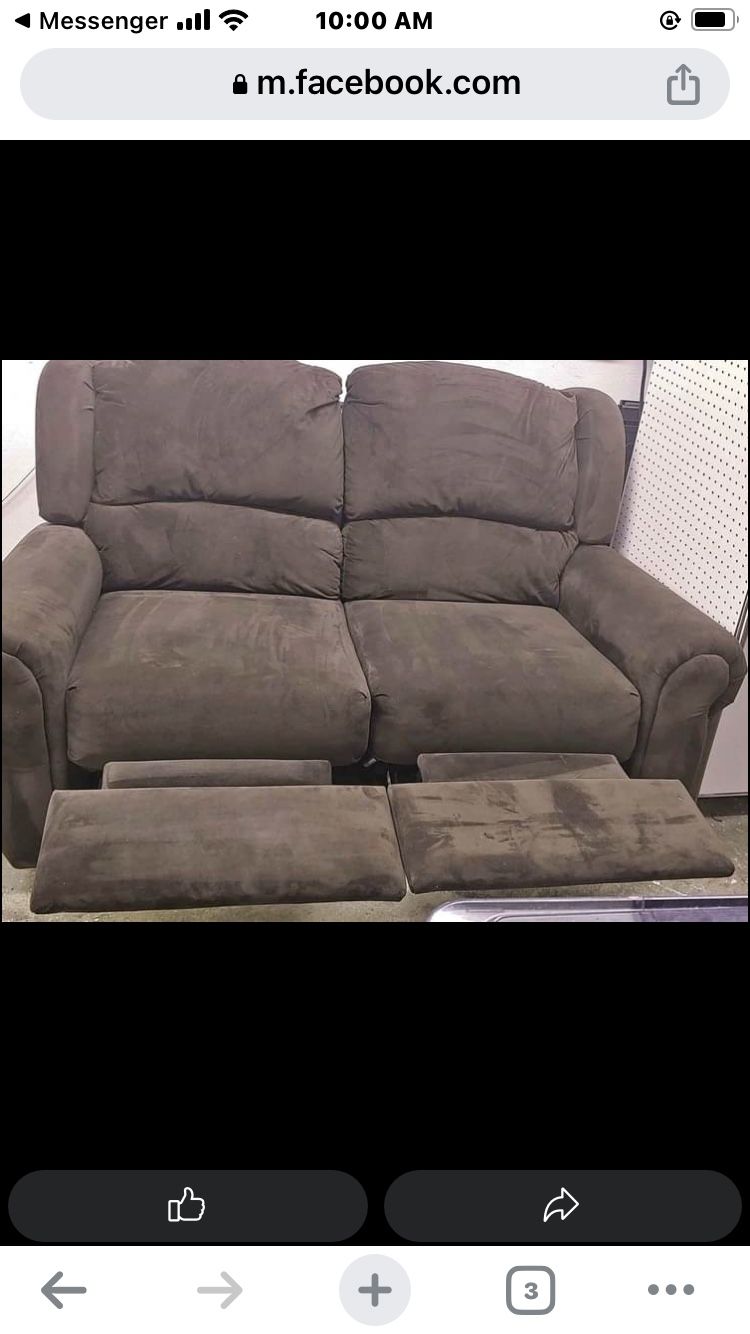 Lazy boy Loveseat Recliner