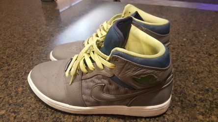 Bugs Jordan retro one size 11