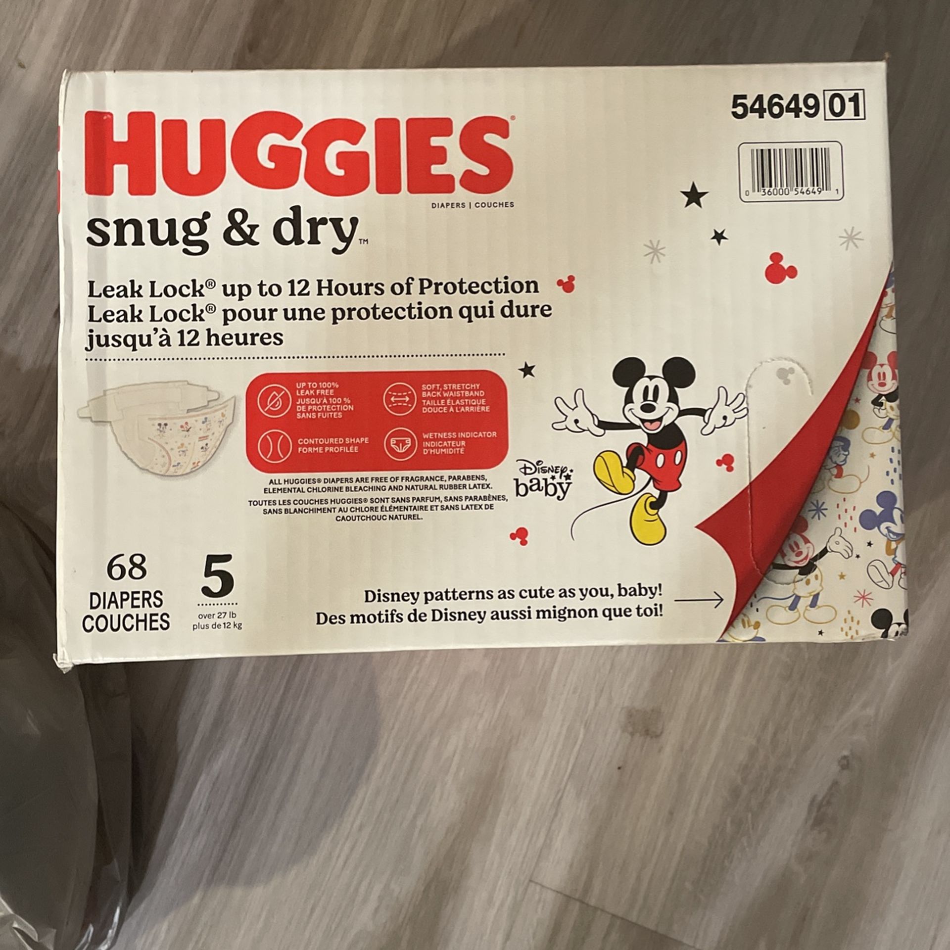 Súper 📦 Package 📦 1 Box Huggies Snug Dry  Diapers. And 1 Box Huggies Natural Care Wipes 