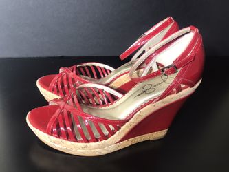 GENTLY USED- Jessica Simpson Scarlet Patent wedge sandals size 9