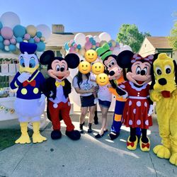 Characters, Mascots, Costumes