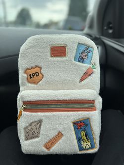 Zootopia Lounge Fly Back Pack Rare !