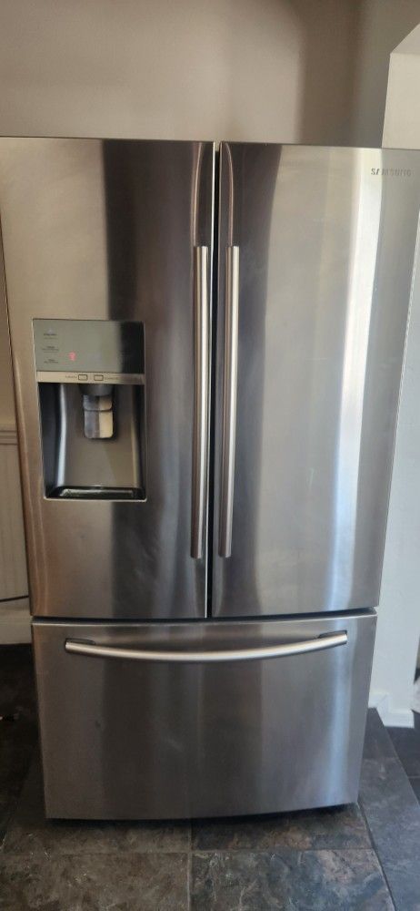 Refrigerator  