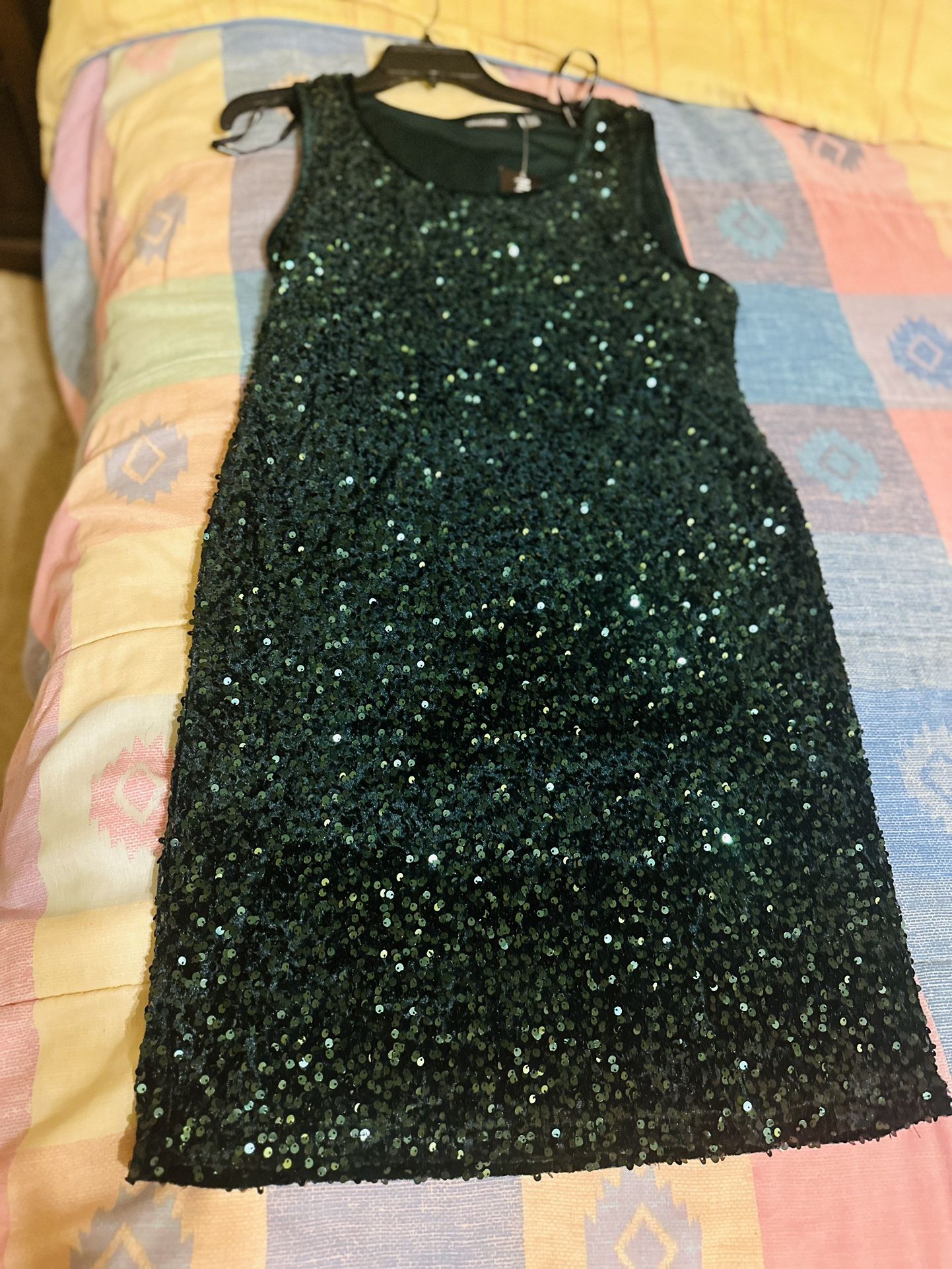 Absolutely Gorgeous Green Sequins Dress 