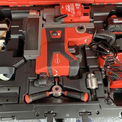 Milwaukee M18 FUEL 18V Lithium-Ion Brushless Cordless 1-1/2 in. Lineman Magnetic Drill High Demand Kit w/ Two 8.0Ah Batteries