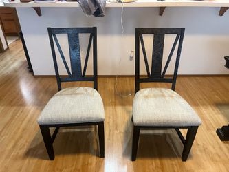 Dinning room table