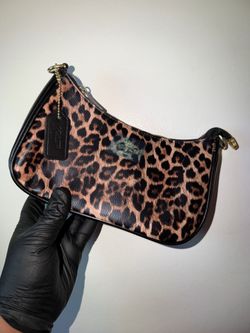Coach Leopard Print Shoulder Bag – New