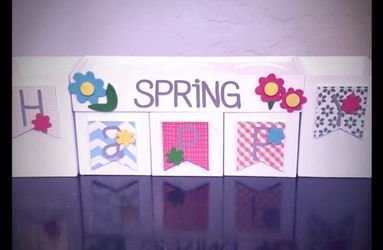 spring candle decor