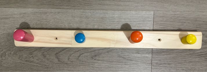 Knob rack with bracket shelf