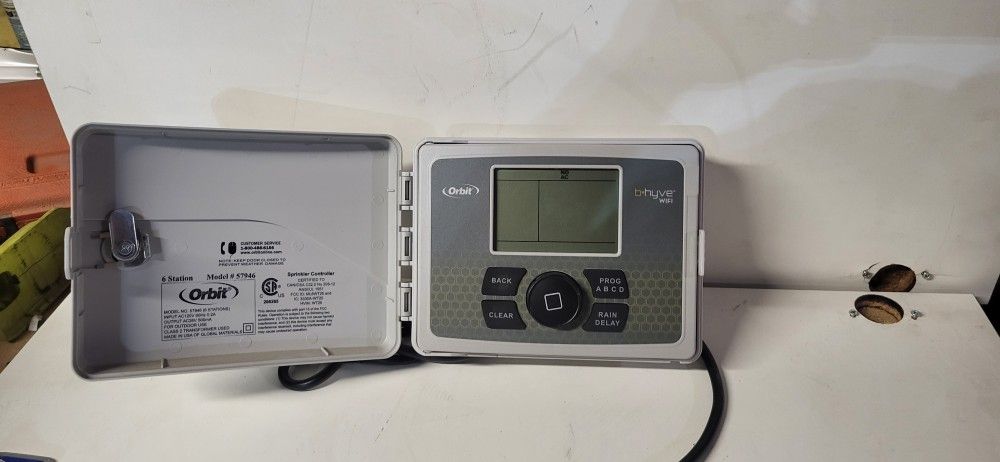 Six station sprinkler controller