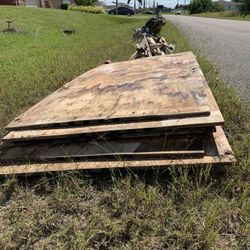 Free plywood and Wood 
