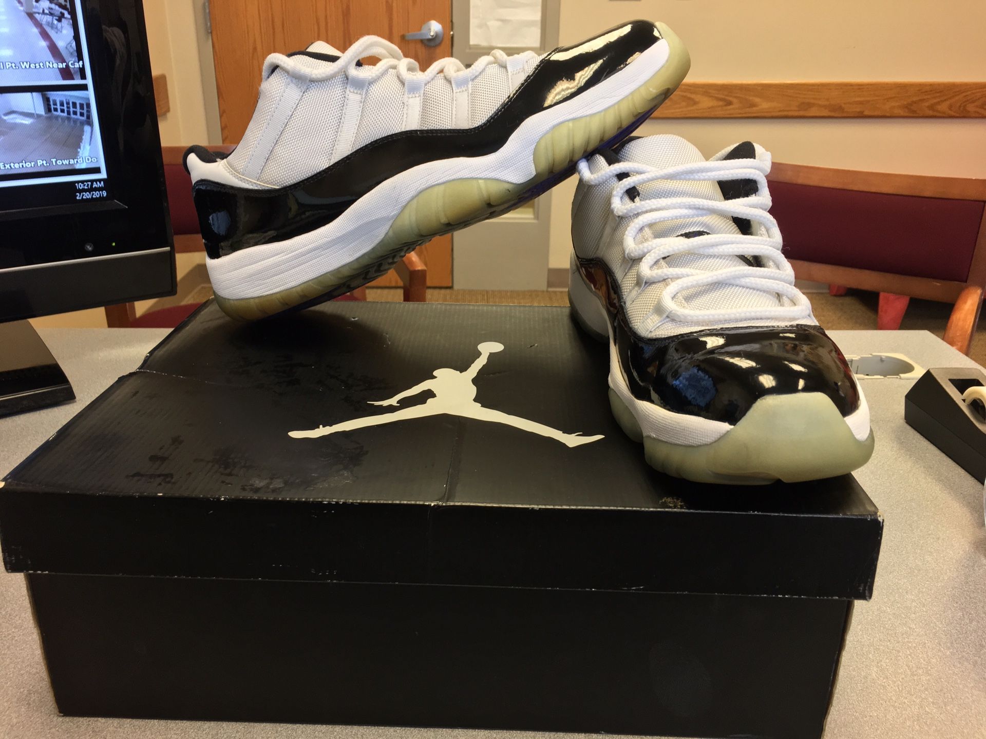 jordan 11 retro low size 15