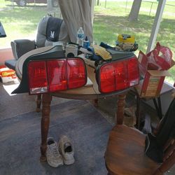 2005 Mustang Tail Lights
