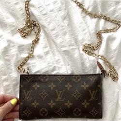 Louis Vuitton Mylockme Chain Pochette Bags 2 2 for Sale in Columbus, OH -  OfferUp